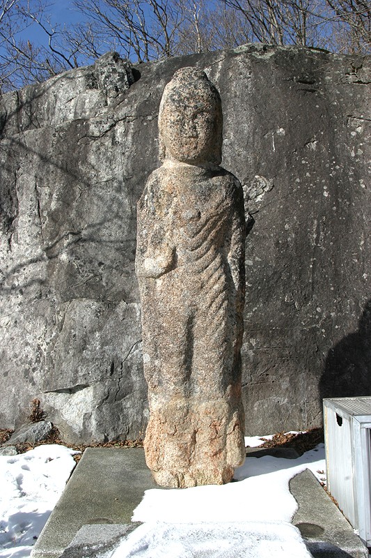 석조여래입상 이미지